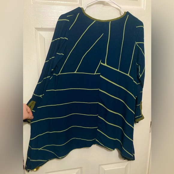 Blue Sky tunic - Picture 4 of 4